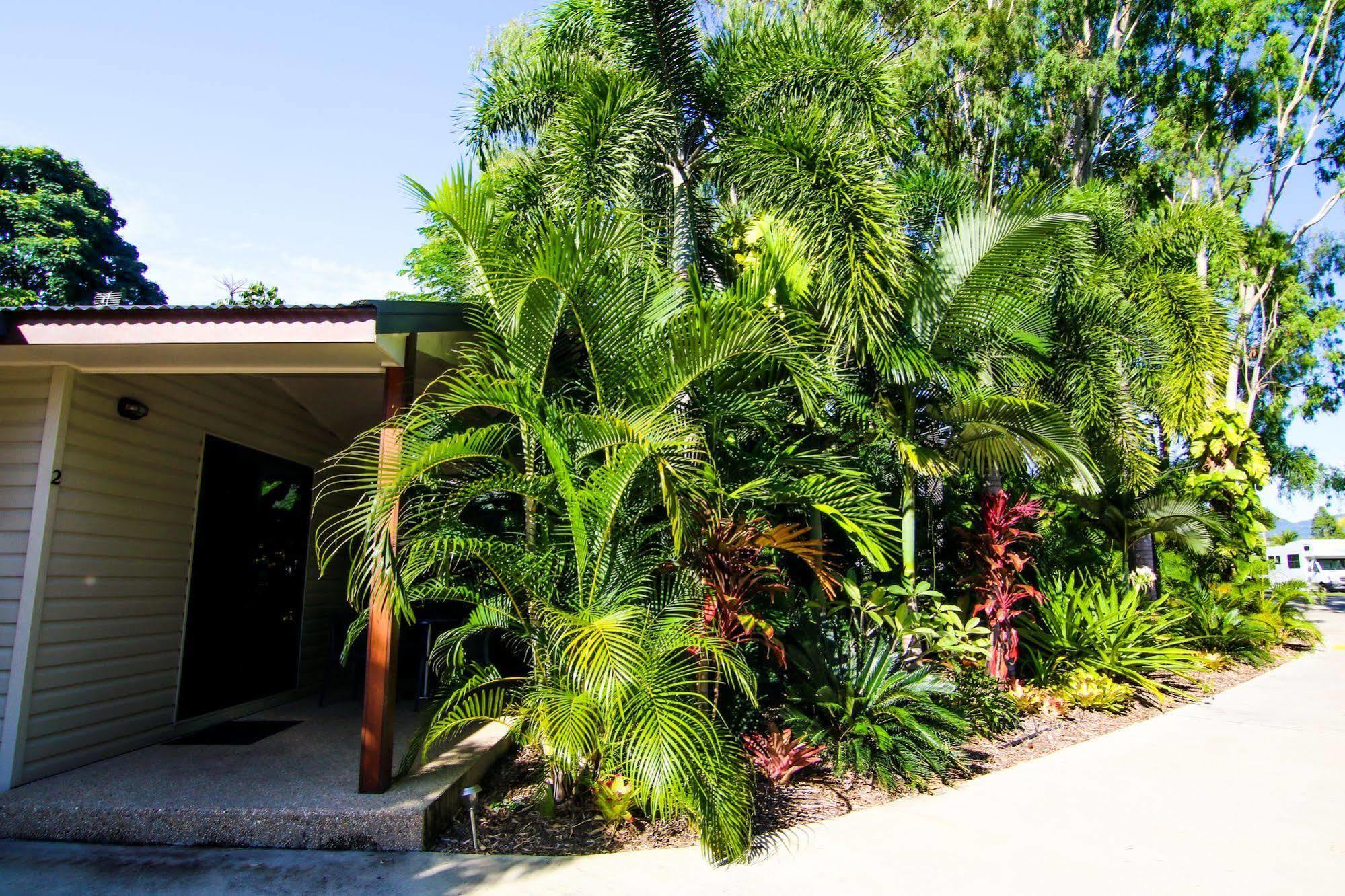 Nrma Airlie Beach Holiday Park Exterior photo